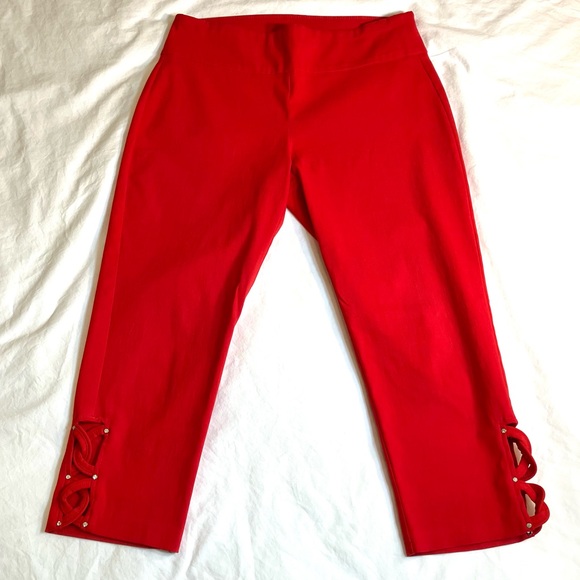 Red cropped pants w/ rhinestone & cutout side hemline accents, Attire NY size 6 - Picture 6 of 14